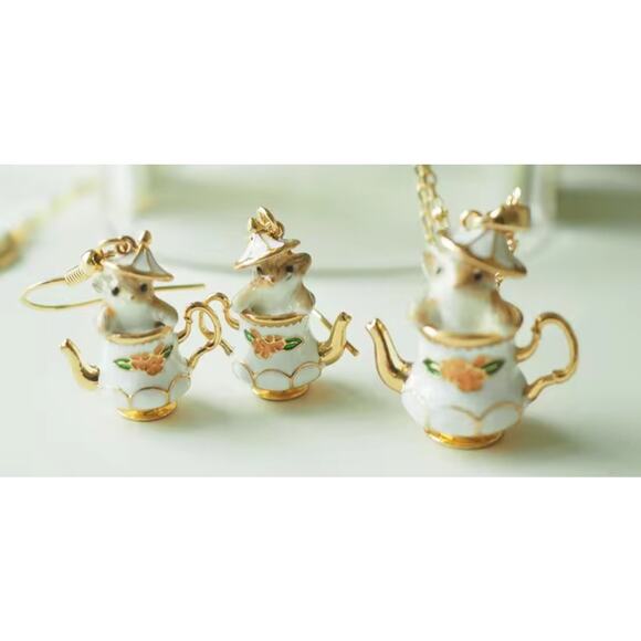 Squirrels In a French teapot women's new earrings & Pendant Set - Picture 2 of 4